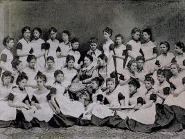 Воспитанницы Александринского института благородных девиц. До 1917 г. Коллекция фотодокументов. Оп. 8. Ед.хр.1543 Воспитанницы Александринского института благородных девиц. До 1917 г. Коллекция фотодокументов. Оп. 8. Ед.хр.1543