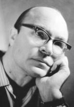 Семён Семёнович Милосердов (1921-1988) – поэт, журналист, участник Великой Отечественной войны, организатор литературного объединения «Радуга» (1982) Семён Семёнович Милосердов (1921-1988) – поэт, журналист, участник Великой Отечественной войны, организатор литературного объединения «Радуга» (1982)