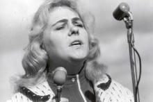 Майя Александровна Румянцева (1928-1980) – поэт, ответственный секретарь Тамбовской областной писательской организации в 1968-1980 гг. Награждена орденами Дружбы народов, «Знак Почёта» Майя Александровна Румянцева (1928-1980) – поэт, ответственный секретарь Тамбовской областной писательской организации в 1968-1980 гг. Награждена орденами Дружбы народов, «Знак Почёта»