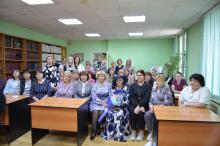 Встреча коллектива Государственного архива Тамбовской области с дочерью Героя Советского Союза А.П. Малина  - И.А.Малиной (1-й ряд 4-я справа). Автор фото: А. Михайлова.